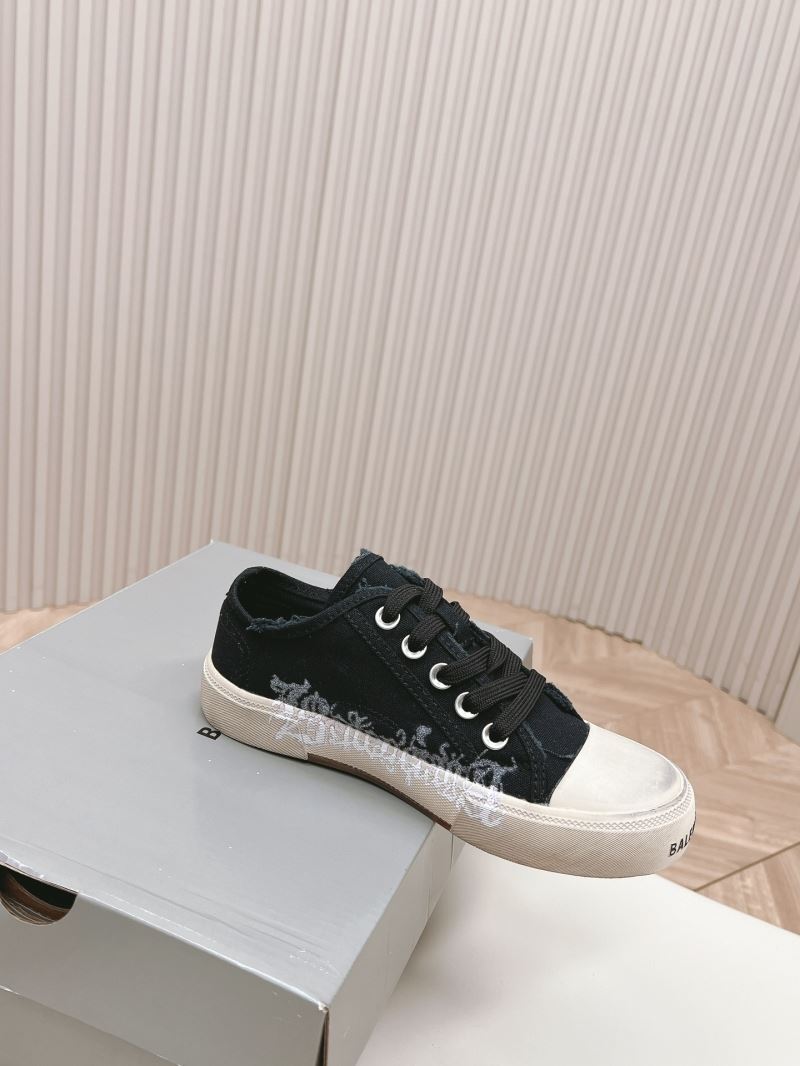 Balenciaga Low Shoes